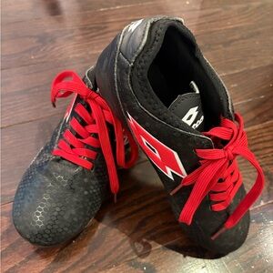 LOTTO Storm Soccer Cleats - Size 4US